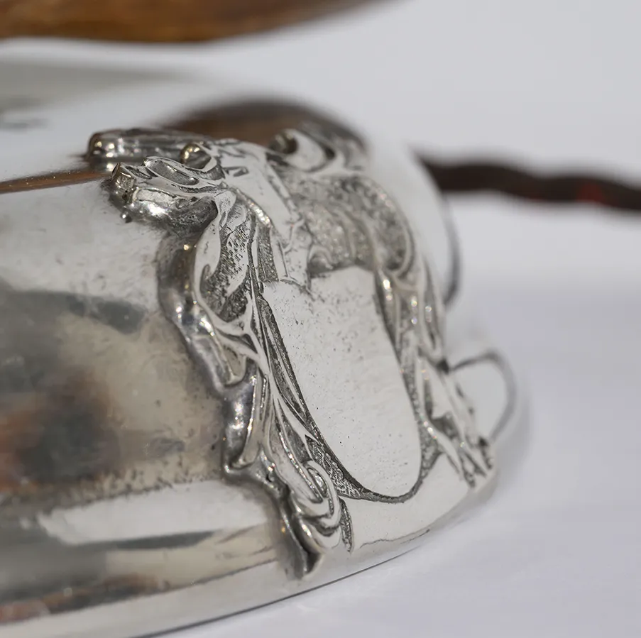 Chalet lamp with deer horns